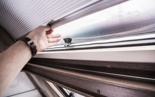 causes et solutions efficaces du volet roulant électrique ne remonte plus
